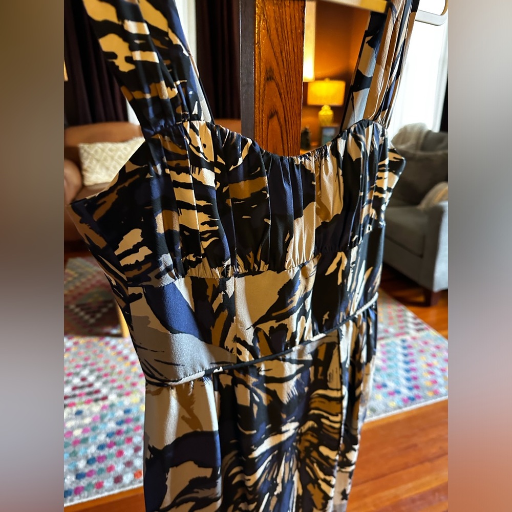 Trina Turk Abstract Silk Cocktail Mini Dress Peplum Waist XS 2 resort wear - Picture 11 of 12